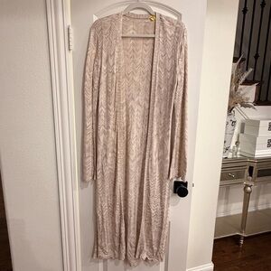 White House Black Market Light Pink Knit Cardigan